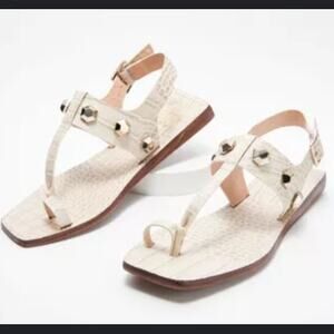 Vince Camuto Dailette Crocodile Embossed Studded Leather Sandals, NEW, Size 9.5